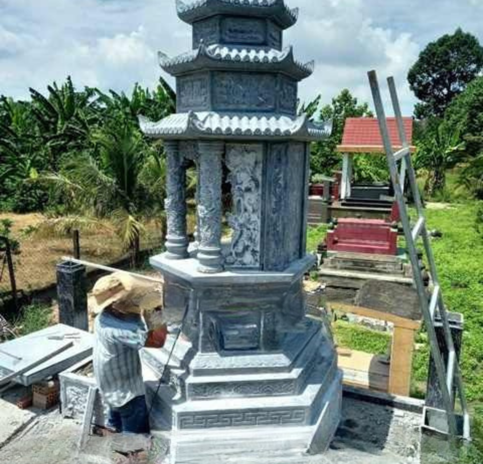 Mẫu tháp đá TpHCM-11